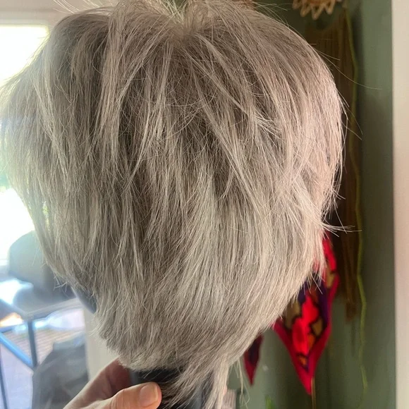 Tony of Beverly FIONA adjustable wig Minx - Picture 4 of 15